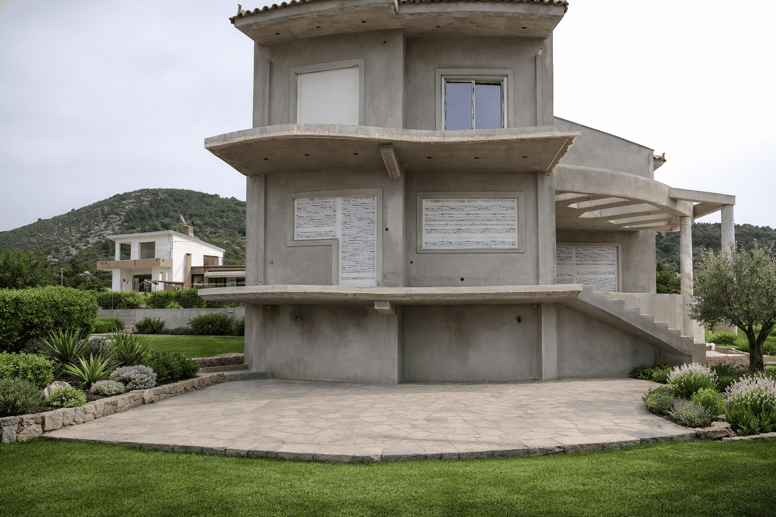 Νεόδμητη κατοικία στη Νέα Αρτάκη με ενεργειακά κουφώματα Europa