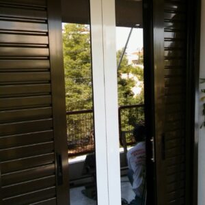 Αντικατάσταση παλαιών κουφωμάτων αλουμινίου σε διαμέρισμα στη Νέα Ιωνία