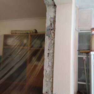 Αντικατάσταση ξύλινων κουφωμάτων με ενεργειακά αλουμινίου σε διαμέρισμα στη Μεταμόρφωση