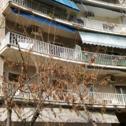 Αντικατάσταση ξύλινων κουφωμάτων σε διαμέρισμα Κυψέλη - Κουφώματα αλουμινίου Europa Hybrid