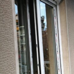 Αντικατάσταση ξύλινων κουφωμάτων σε διαμέρισμα Κυψέλη - Κουφώματα αλουμινίου Europa Hybrid