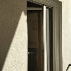 Αντικατάσταση κουφωμάτων στον Παράδεισο Αμαρουσίου Ανοιγόμενα κουφώματα Europa Hybrid