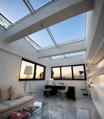 Atrium skylight with natural daylight in GEA office headquarters
