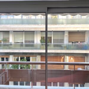 Αντικατάσταση κουφωμάτων αλουμινίου σε διαμέρισμα στο κέντρο της Αθήνας