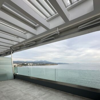 Πέργκολα Αλουμινίου Europa με κινούμενα πτερύγια