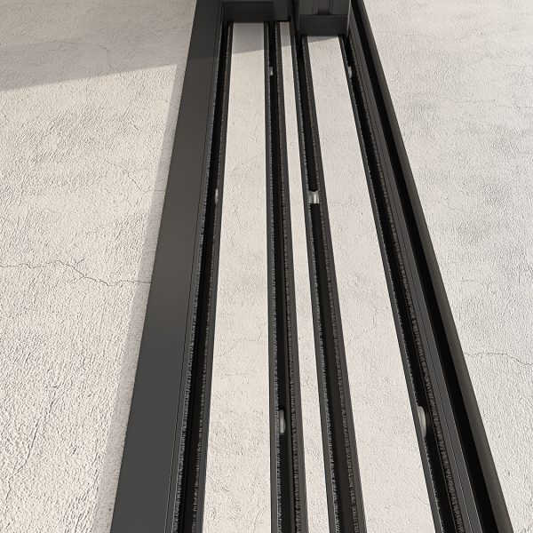 Δυνατότητα ενδοδαπέδιας εγκατάστασης και ολικής κάλυψης του οδηγού με το υλικό του πατώματος.