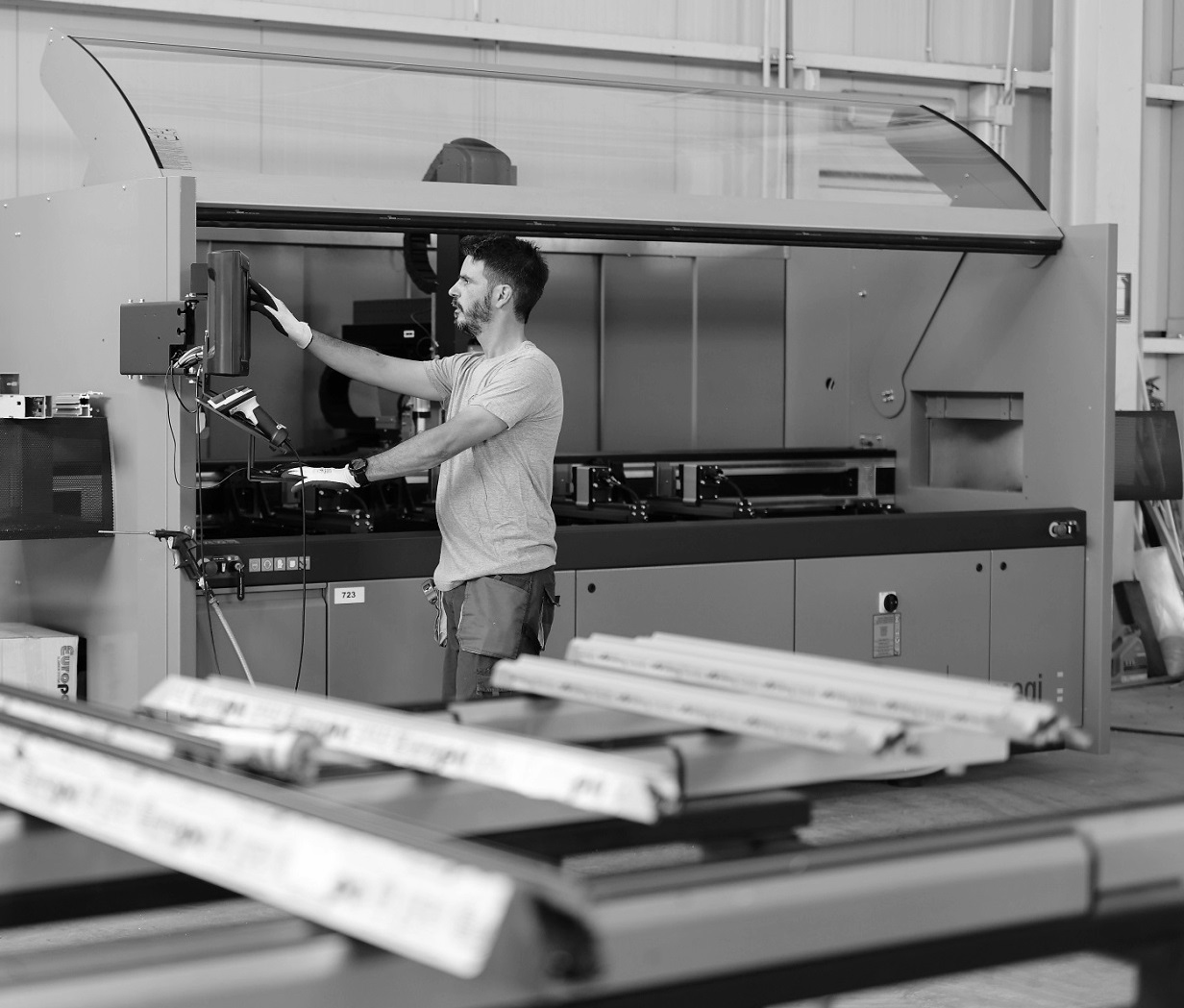 Export of Aluminium Windows, Doors & Facades for Europe & USA