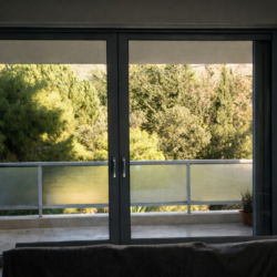 Αντικατάσταση κουφωμάτων σε διαμέρισμα Κηφισιά - Συρόμενα κουφώματα Europa Hybrid