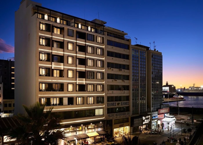 ktirio ek-magazine_The Port Square Hotel - Piraeus - Mparolas Aluminium