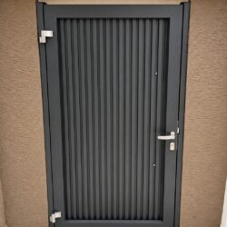 Anthracite aluminium hinged pedestrian gate TR55 with vertical slats and modern frame